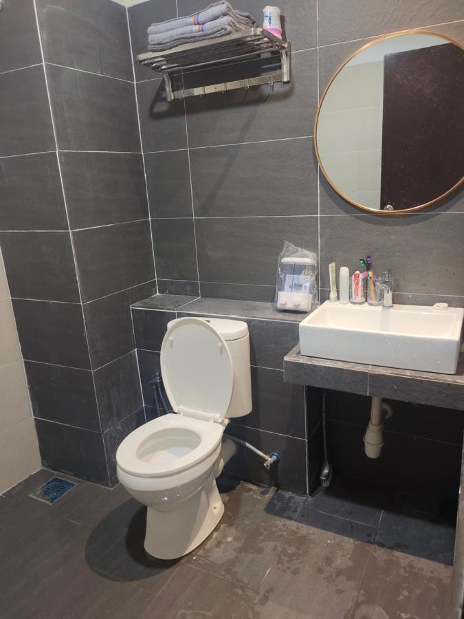 גואה מואסנג Alish Studio Apartment With Pool, Netflix, Wifi מראה חיצוני תמונה