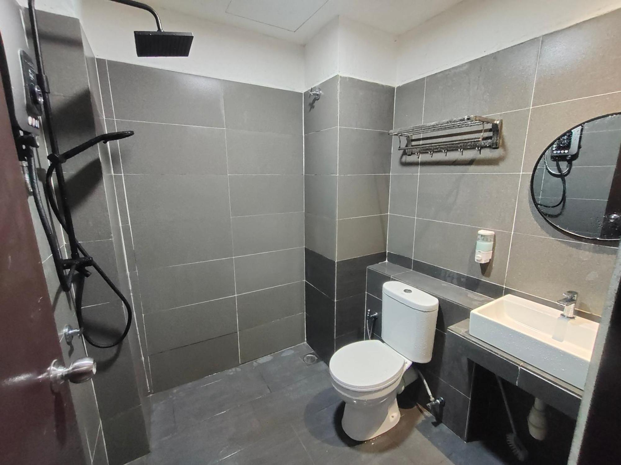 גואה מואסנג Alish Studio Apartment With Pool, Netflix, Wifi מראה חיצוני תמונה